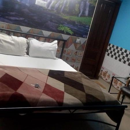 Hotel New Apple Rose Chandigarh Near Railway Station Dariya Uco Bank Ke Pass Szoba fotó