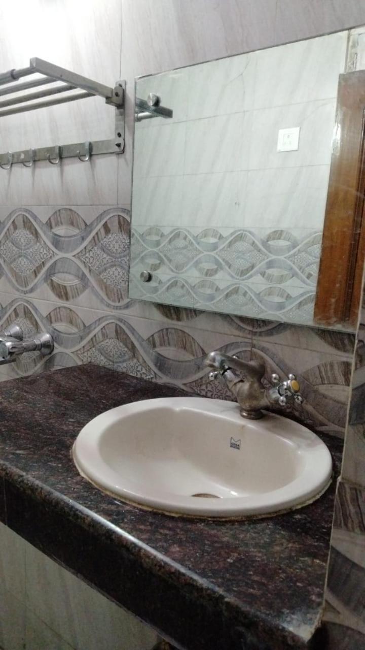 Hotel New Apple Rose Chandigarh Near Railway Station Dariya Uco Bank Ke Pass Szoba fotó